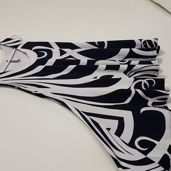 Last Tango flared tank top - Picture 3 of 4